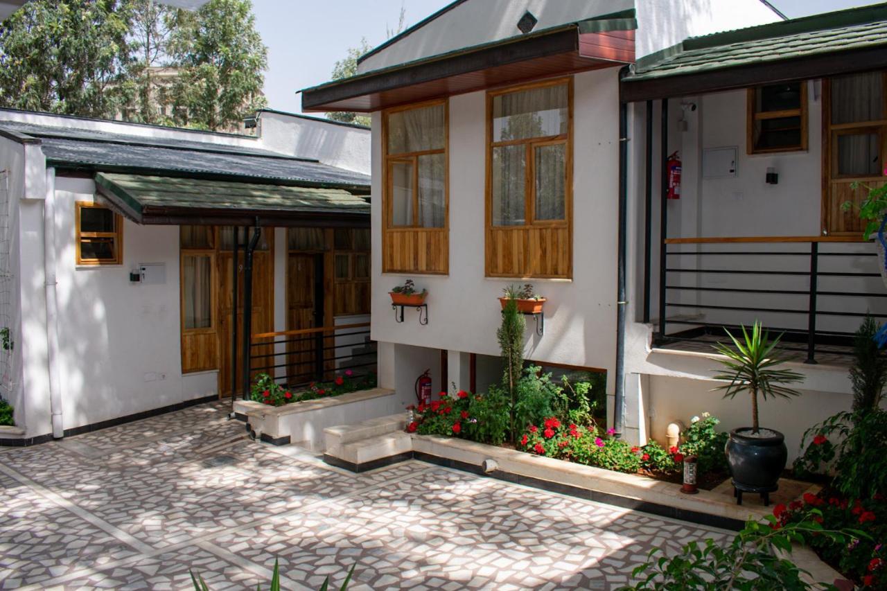 Choice Guest House 2 Addis Abeba Exterior foto
